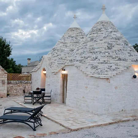 Trullo Cinquenoci Feriehus